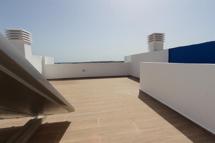 Image No.28-2 Bed Townhouse for sale