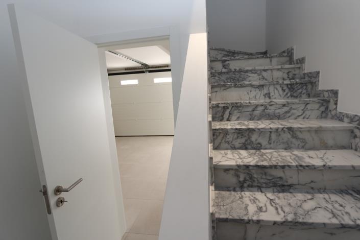 Image No.31-2 Bed Townhouse for sale