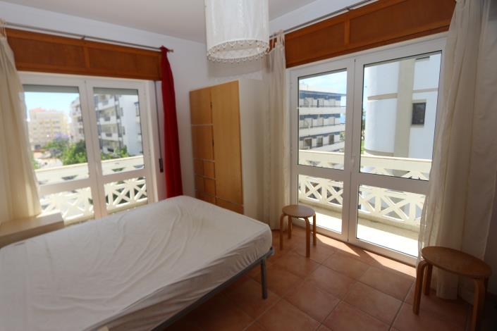 Image No.9-3 Bed Apartment for sale