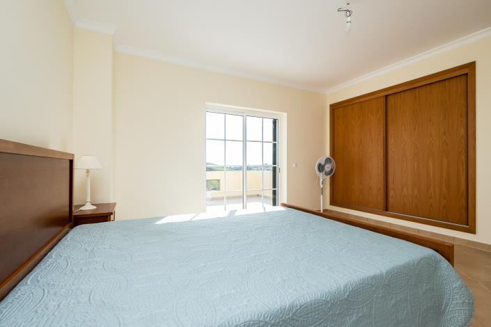 Image No.36-5 Bed Villa / Detached for sale