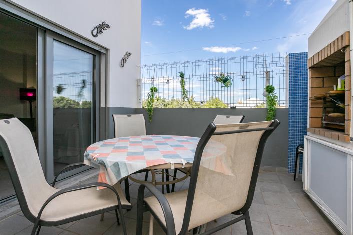 Image No.5-4 Bed Semi-Detached for sale