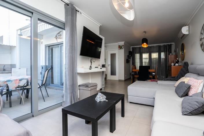 Image No.3-4 Bed Semi-Detached for sale