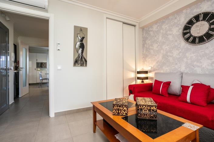 Image No.17-4 Bed Semi-Detached for sale