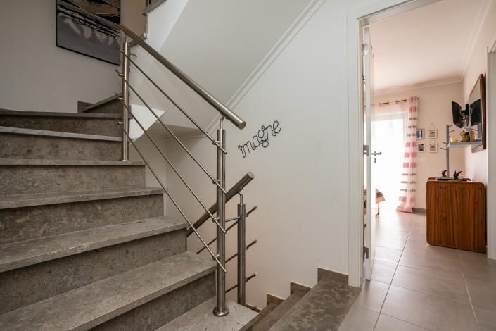 Image No.28-4 Bed Semi-Detached for sale