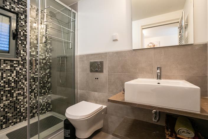 Image No.42-4 Bed Semi-Detached for sale