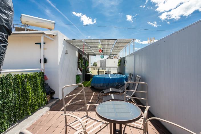 Image No.45-4 Bed Semi-Detached for sale