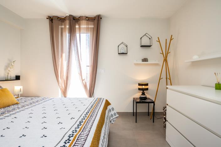 Image No.50-4 Bed Semi-Detached for sale