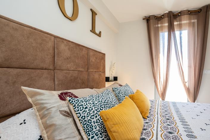 Image No.51-4 Bed Semi-Detached for sale