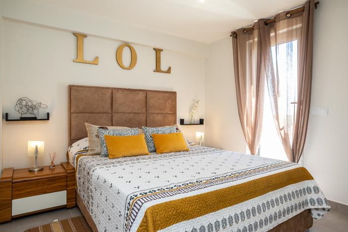 Image No.54-4 Bed Semi-Detached for sale