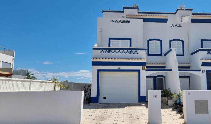 Image No.5-Jumelé de 4 chambres à vendre à Vila Nova de Cacela