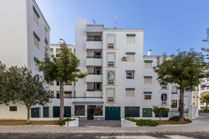 Image No.16-2 Bed Apartment for sale