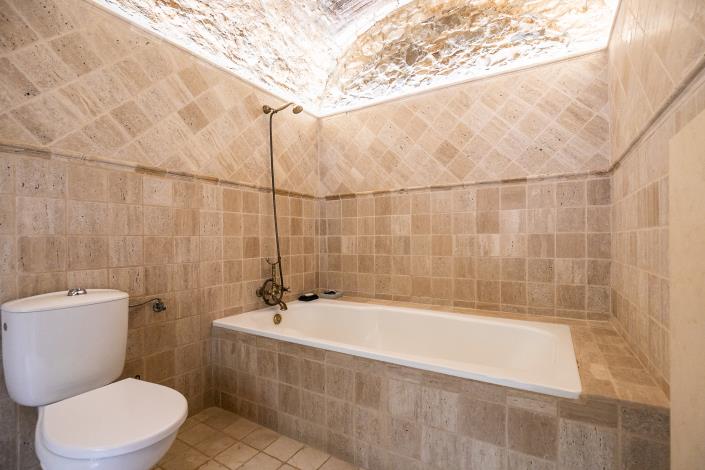 Image No.14-4 Bed Villa / Detached for sale