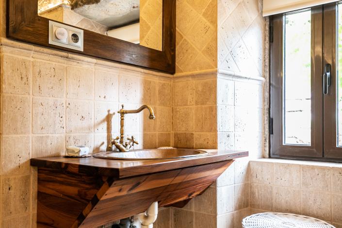 Image No.15-4 Bed Villa / Detached for sale