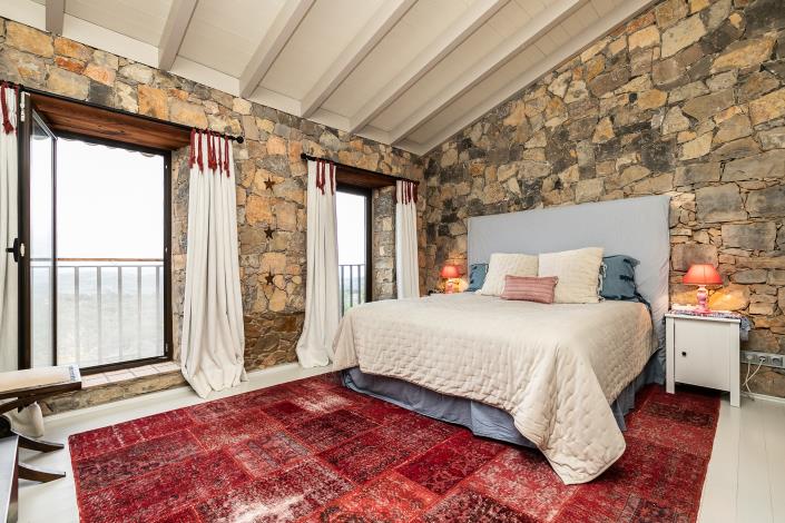 Image No.35-4 Bed Villa / Detached for sale