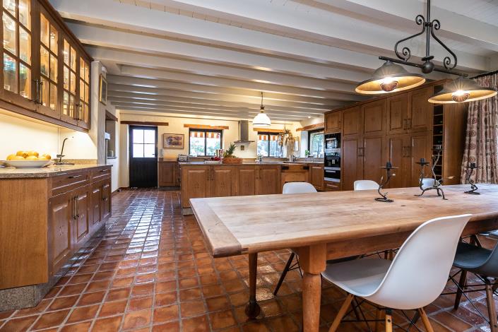 Image No.42-4 Bed Villa / Detached for sale