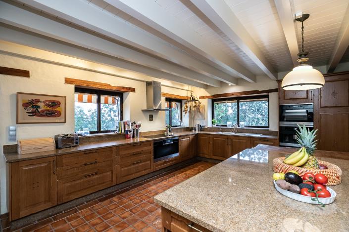 Image No.44-4 Bed Villa / Detached for sale