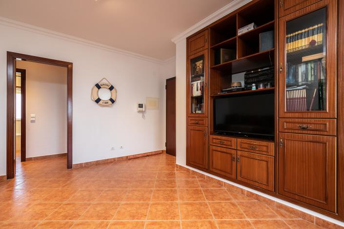 Image No.13-1 Bed Apartment for sale