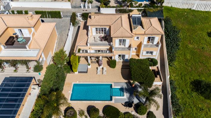 Image No.3-4 Bed Villa / Detached for sale