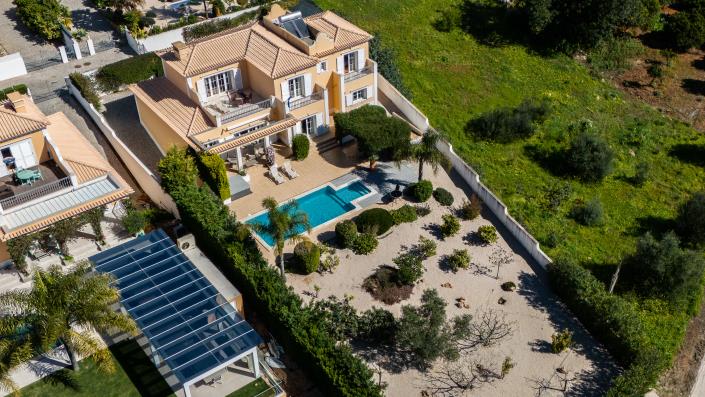 Image No.5-4 Bed Villa / Detached for sale