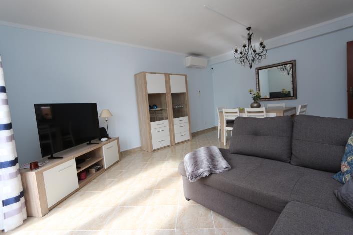 Image No.3-4 Bed Semi-Detached for sale