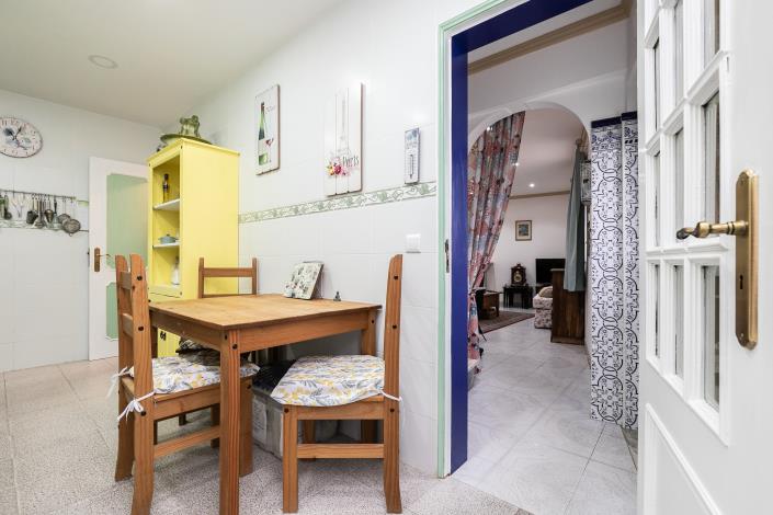 Image No.4-2 Bed Townhouse for sale