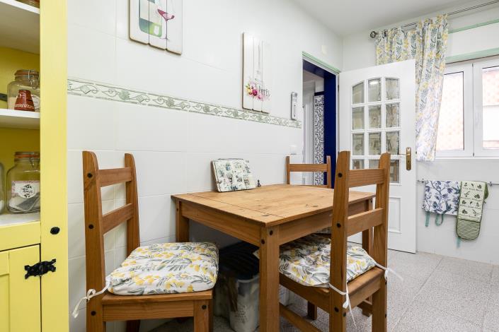 Image No.5-2 Bed Townhouse for sale