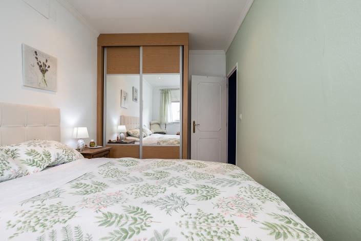 Image No.14-2 Bed Townhouse for sale