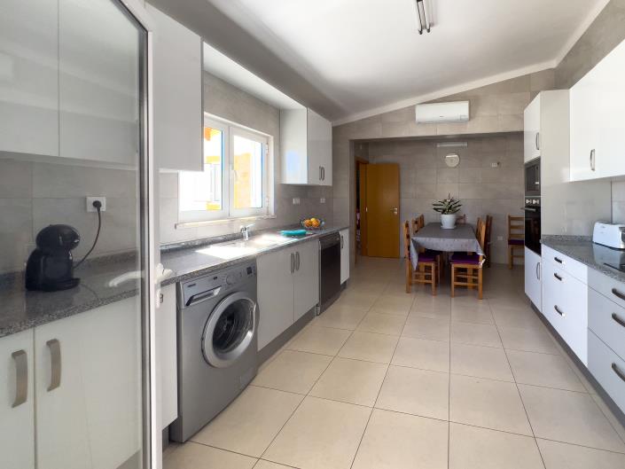 Image No.7-5 Bed House/Villa for sale