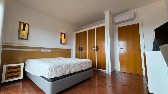 Image No.19-1 Bed Apartment for sale