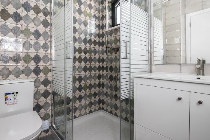 Image No.5-4 Bed Semi-Detached for sale