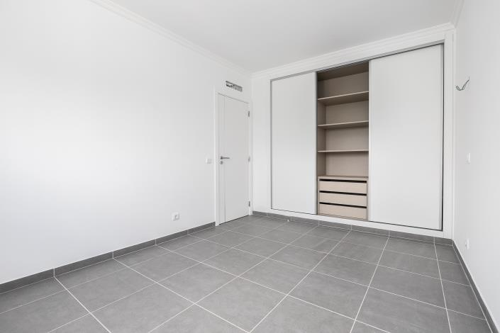 Image No.16-4 Bed Semi-Detached for sale