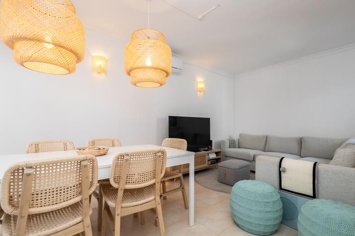 Image No.9-4 Bed Semi-Detached for sale