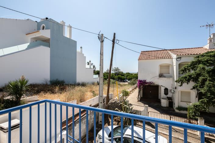 Image No.26-4 Bed Semi-Detached for sale