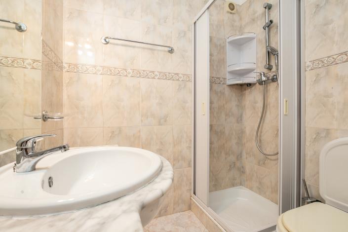 Image No.14-3 Bed Townhouse for sale