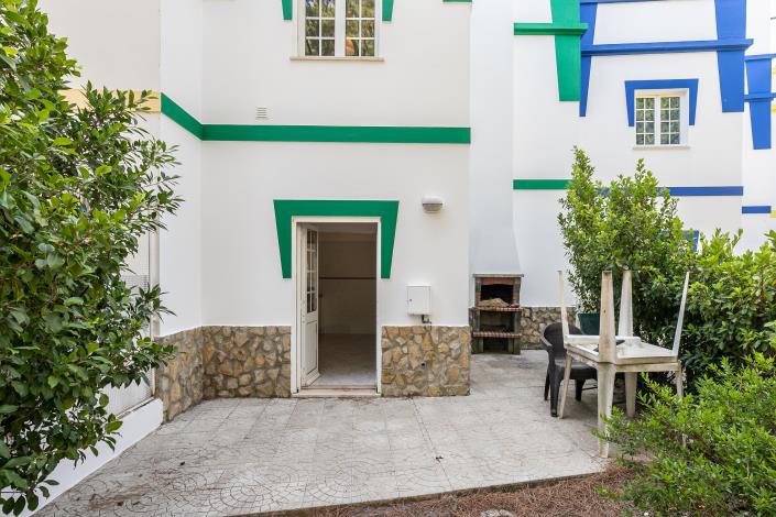 Image No.11-3 Bed Townhouse for sale