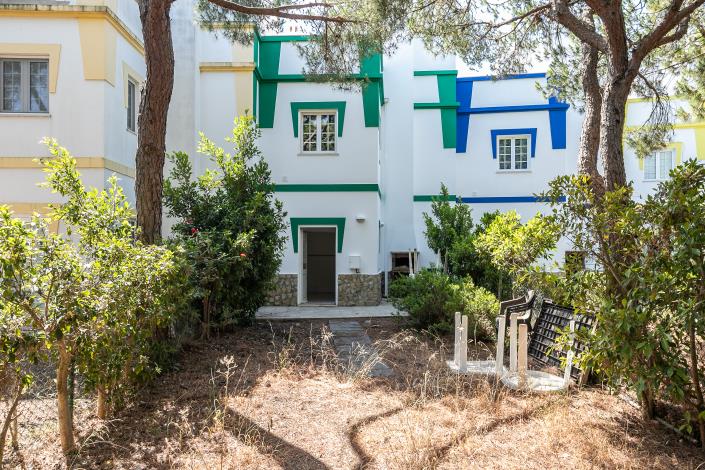 Image No.12-3 Bed Townhouse for sale