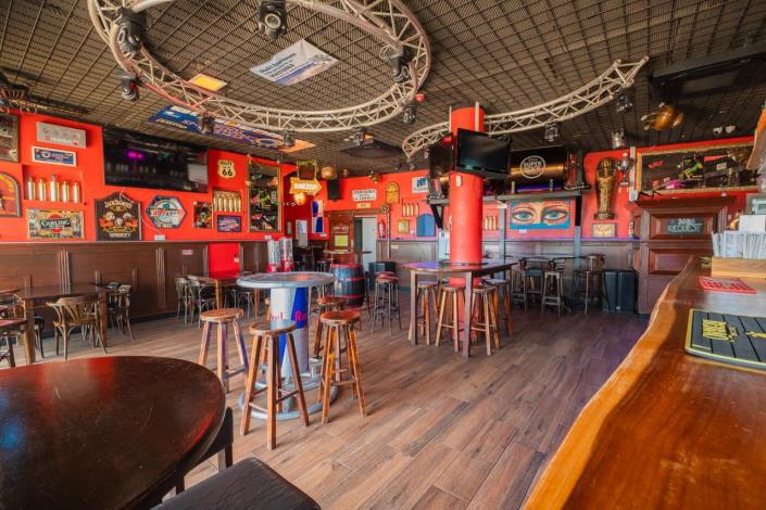 Image No.27-Bar for sale