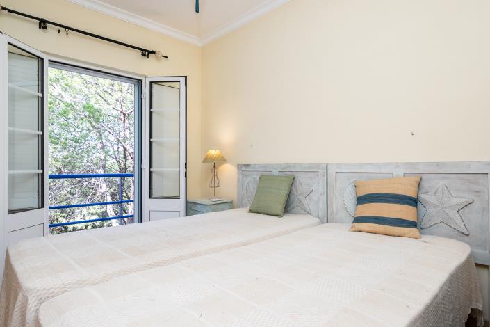 Image No.20-3 Bed Townhouse for sale