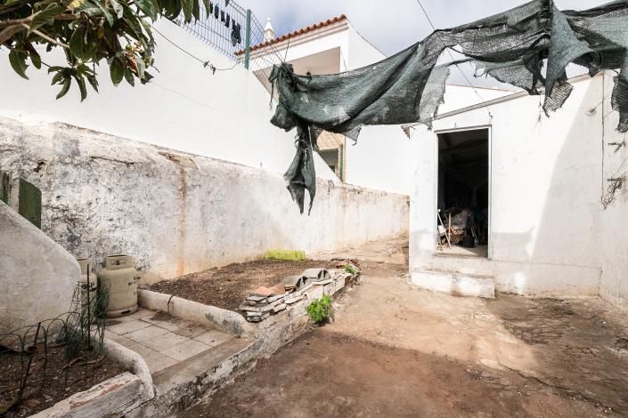 Image No.14-3 Bed Townhouse for sale