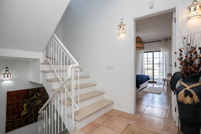 Image No.12-3 Bed Villa / Detached for sale