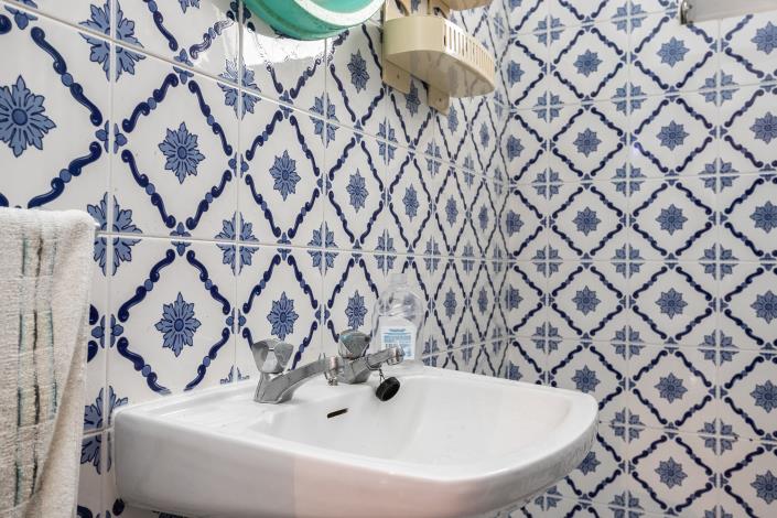 Image No.20-7 Bed House for sale