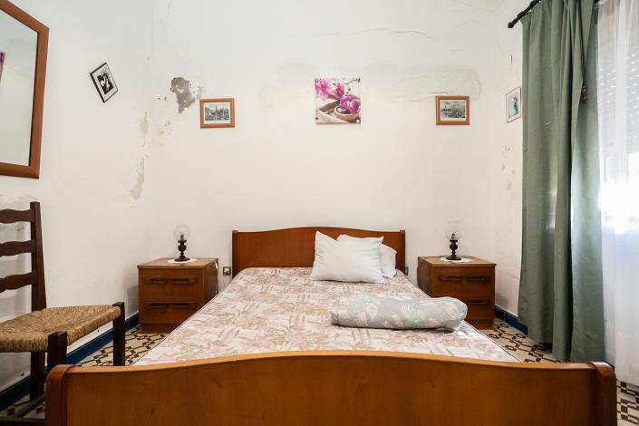 Image No.27-7 Bed House for sale