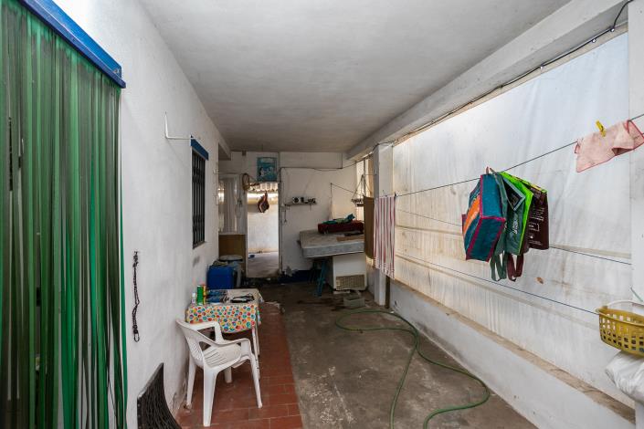 Image No.35-7 Bed House for sale