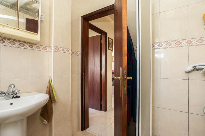 Image No.45-7 Bed House for sale