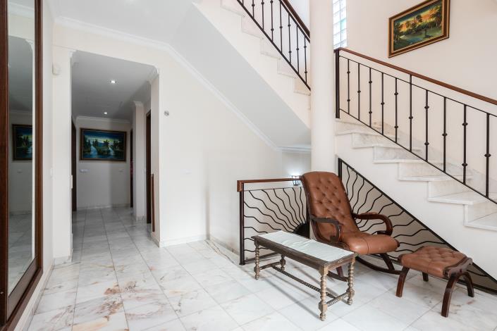 Image No.4-5 Bed Villa / Detached for sale