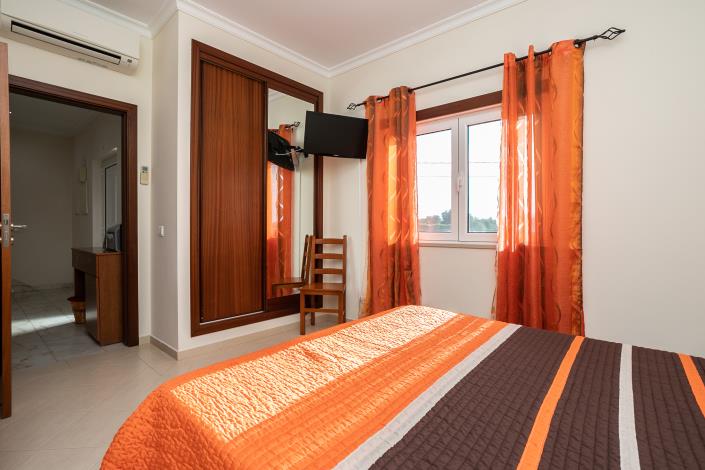 Image No.22-5 Bed Villa / Detached for sale