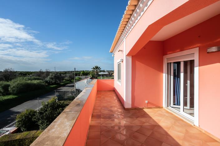 Image No.26-5 Bed Villa / Detached for sale