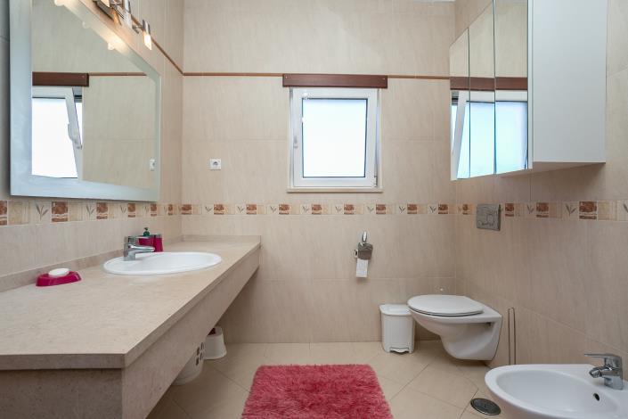 Image No.31-5 Bed Villa / Detached for sale