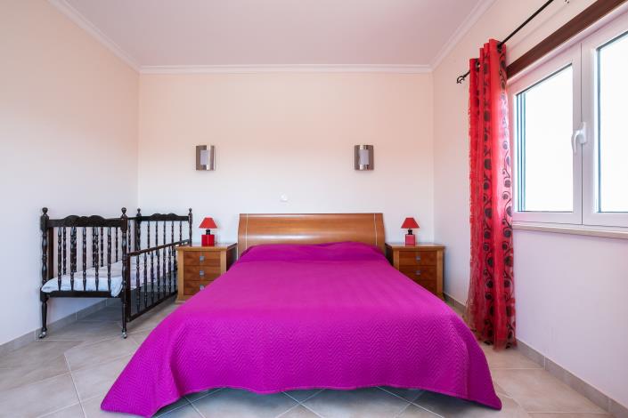 Image No.36-5 Bed Villa / Detached for sale