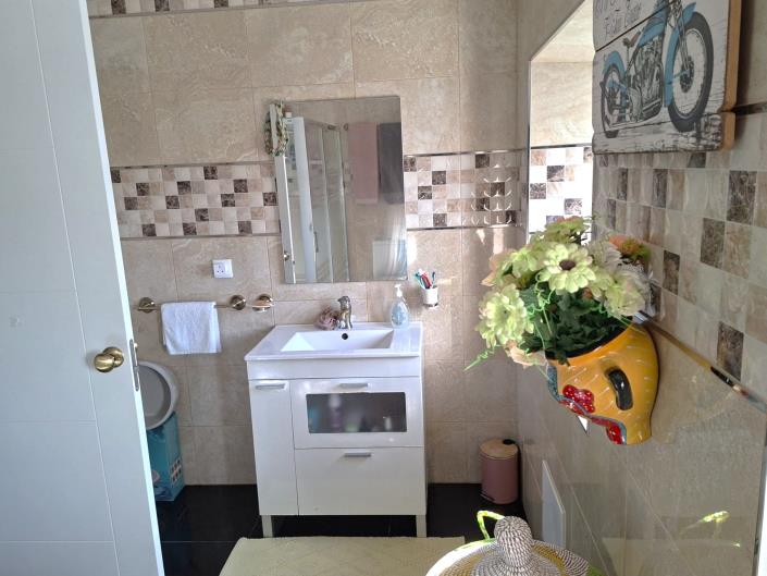 Image No.9-3 Bed House/Villa for sale